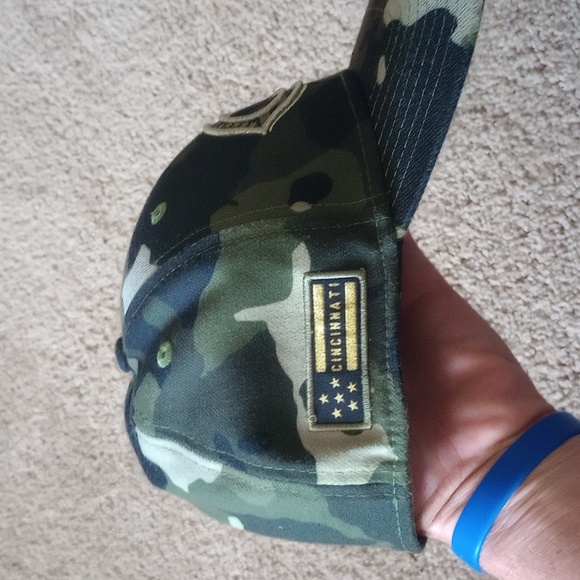 New Era Camo Cincinnati Reds Hats Medium/Large - Picture 3 of 5